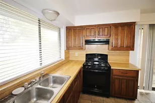 145 Shadybrook Dr, DeSoto, TX 75115 - Photo 19