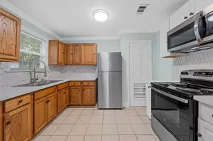 3645 N 25th St, Waco, TX 76708 - Photo 9