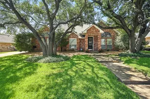 7605 Ramble Wood Trail, Fort Worth, TX 76132 - Photo 1