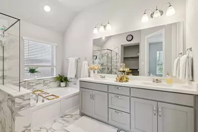 329 Foxthorne Way, Little Elm, TX 75068 - Photo 15