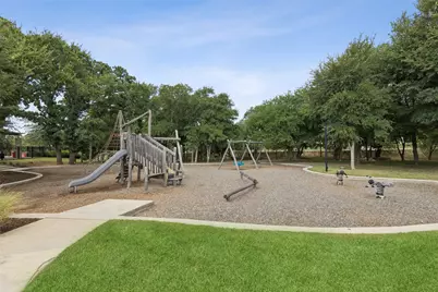 329 Foxthorne Way, Little Elm, TX 75068 - Photo 33