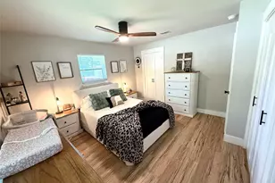 2501 Shady Grove Dr, Bedford, TX 76021 - Photo 17