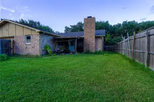 4329 Mayflower Dr, Garland, TX 75043 - Photo 13