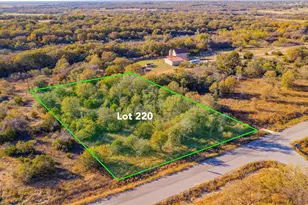 220 Jefferson Way, Weatherford, TX 76088 - Photo 1