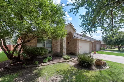 9609 Falcons Fire Drive, McKinney, TX 75072 - Photo 3