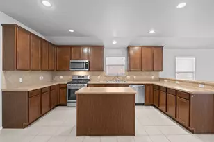 9609 Falcons Fire Dr, McKinney, TX 75072 - Photo 11