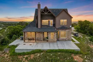 2350 Lakeside Dr, Bluff Dale, TX 76433 - Photo 33