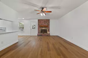 10105 Lone Eagle Dr, Fort Worth, TX 76108 - Photo 11