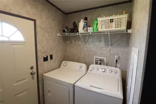 409 Oak Hollow Ln, Sherman, TX 75092 - Photo 25