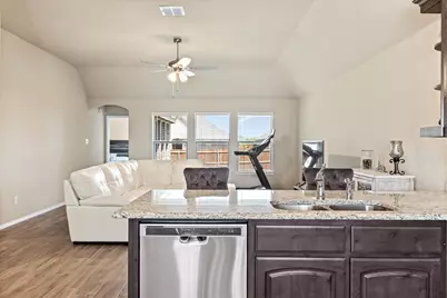 529 Lela Circle, Keene, TX 76059 - Photo 11