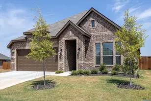 529 Lela Cir, Keene, TX 76059 - Photo 39