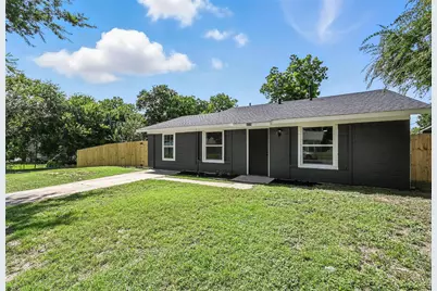 4225 Rust College Drive, Dallas, TX 75241 - Photo 1