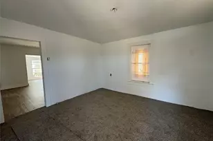 125 W Crawford St, Mingus, TX 76463 - Photo 3