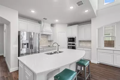 520 Ridgewater Trail, Fort Worth, TX 76131 - Photo 7