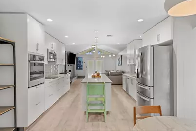 2724 Wooded Acres Drive, Waco, TX 76710 - Photo 17