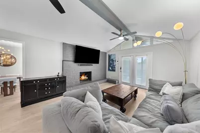 2724 Wooded Acres Drive, Waco, TX 76710 - Photo 7