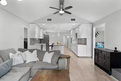 2724 Wooded Acres Drive, Waco, TX 76710 - Photo 9