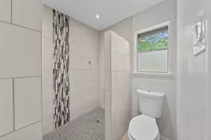 2724 Wooded Acres Dr, Waco, TX 76710 - Photo 23