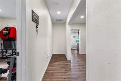 1126 W 7th Street, McGregor, TX 76657 - Photo 11