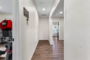 1126 W 7th St, McGregor, TX 76657 - Photo 11