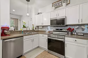 2208 Stoneleigh Pl, McKinney, TX 75071 - Photo 17