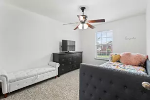 2208 Stoneleigh Pl, McKinney, TX 75071 - Photo 11