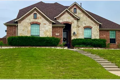 1801 Chuckwagon Drive, Midlothian, TX 76065 - Photo 1