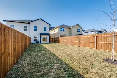 2416 Merlin Street, Dallas, TX 75215 - Photo 25