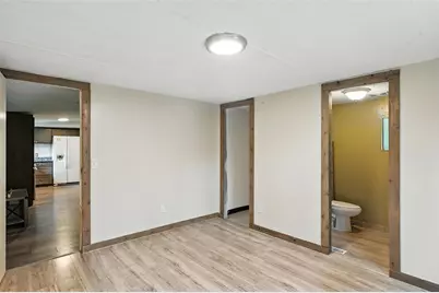 525 Surrey Lane, Burleson, TX 76028 - Photo 11