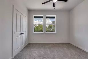 2427 Merlin St, Dallas, TX 75215 - Photo 17