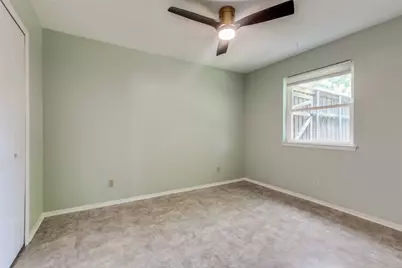 8621 Grenadier Drive, Dallas, TX 75238 - Photo 19