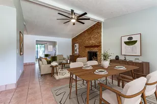 8621 Grenadier Dr, Dallas, TX 75238 - Photo 5