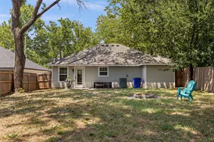 112 Buchanan St, Whitesboro, TX 76273 - Photo 19