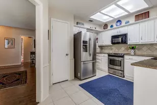 4020 Morman Ln, Addison, TX 75001 - Photo 13