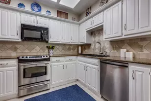 4020 Morman Ln, Addison, TX 75001 - Photo 11