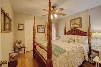 1325 N Creek Drive, Saginaw, TX 76179 - Photo 13