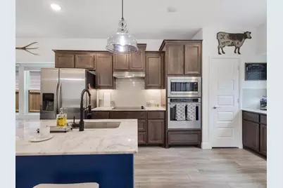 560 Val Verde Street, Aubrey, TX 76227 - Photo 5