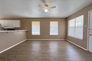 1023 Fannin St, Denton, TX 76201 - Photo 5