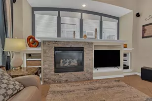 2215 Red Hawk Ln, Euless, TX 76039 - Photo 11