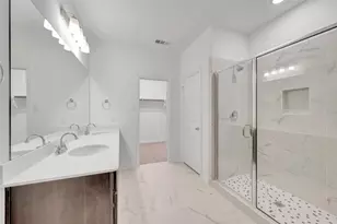 1033 Western Hls Dr, Crowley, TX 76036 - Photo 5