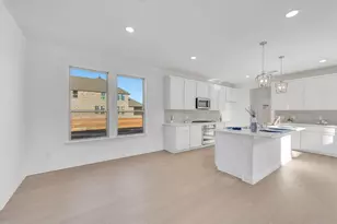 1033 Western Hls Dr, Crowley, TX 76036 - Photo 9