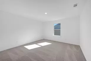 1033 Western Hls Dr, Crowley, TX 76036 - Photo 33