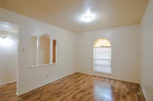 5614 Christie Ln, Garland, TX 75044 - Photo 5