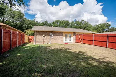 5614 Christie Lane, Garland, TX 75044 - Photo 11