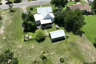 713 N Mesquite St, Hico, TX 76457 - Photo 5