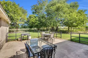 1518 FM 985, Ennis, TX 75119 - Photo 5