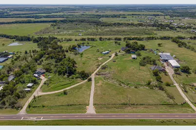 1518 Fm 985, Ennis, TX 75119 - Photo 35