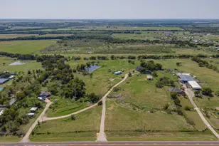 1518 FM 985, Ennis, TX 75119 - Photo 35