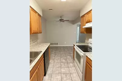 6717 Loma Vista Drive, Fort Worth, TX 76133 - Photo 3