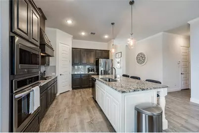 9004 Conroe Drive, Denton, TX 76226 - Photo 7